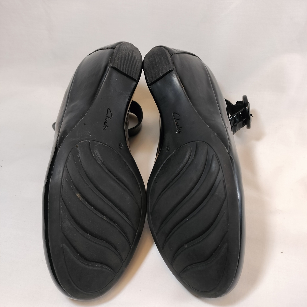 Clarks Capricorn Moon, Women's Ankle Strap Pumps - Picture 3 of 8